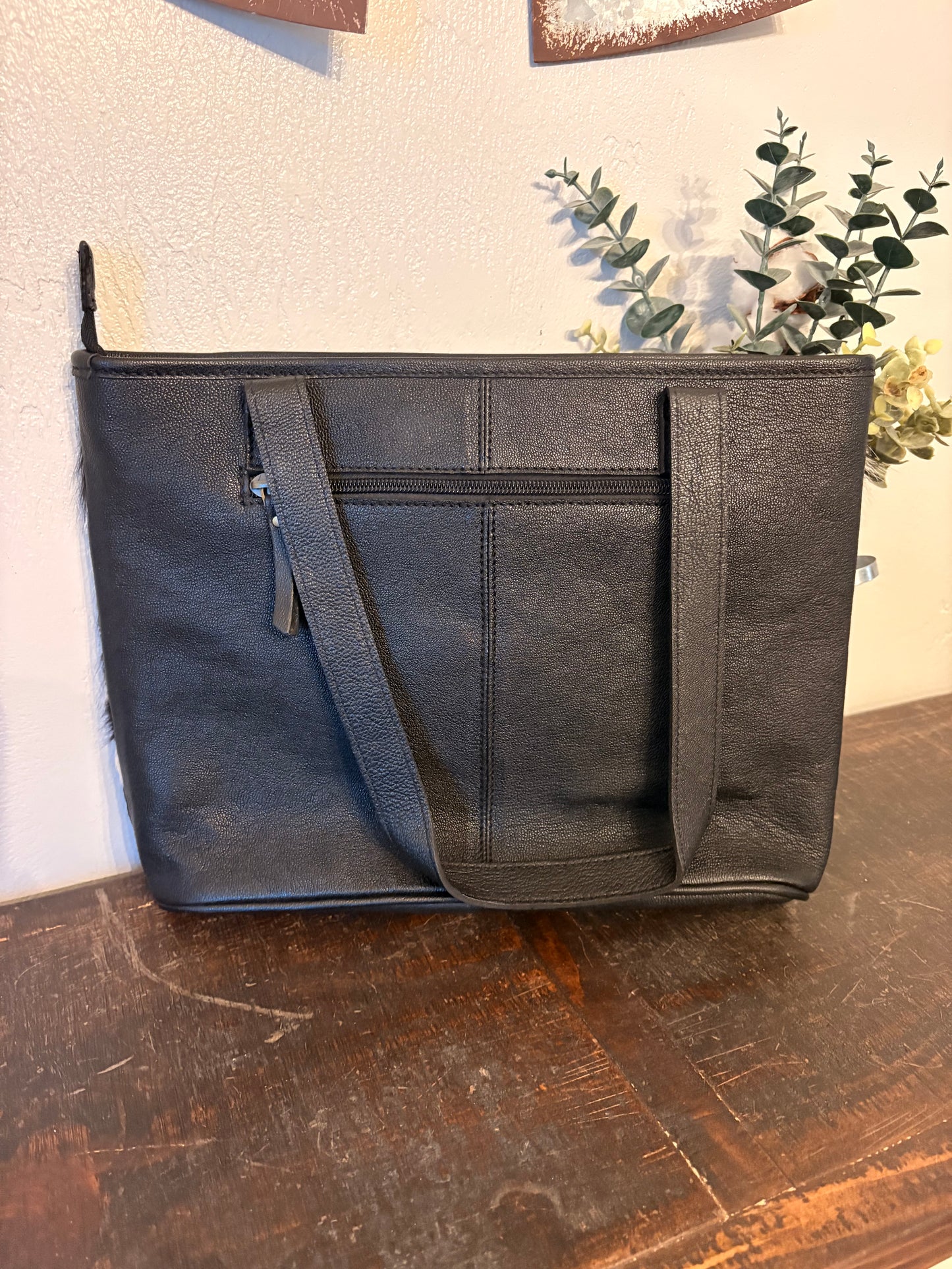 Black Leather Cowhide Stitched Purse
