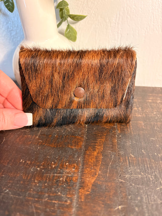 Brown Cowhide Ear Pod / Change Holder