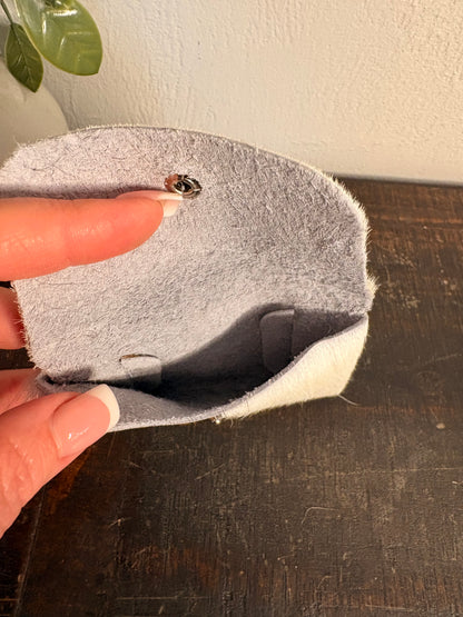 White Cowhide Ear Pod / Change Holder