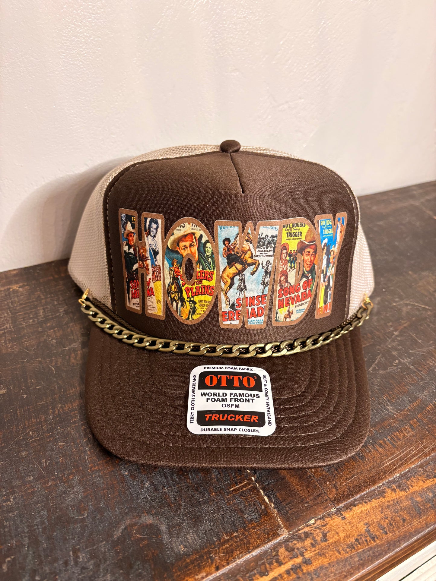 " Howdy " Trucker Hat